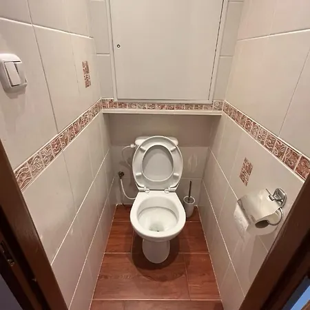 アパート Your 2 With Parking *